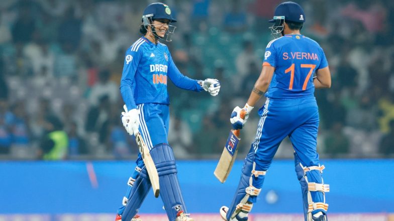 IND-W Beat AUS-W, 1st T20 Live Score Update: रोमांचक मुकाबले में टीम इंडिया ने ऑस्ट्रेलिया को 9 विकेट से दी करारी शिकस्त, सीरीज में 1-0 से बनाई बढ़त