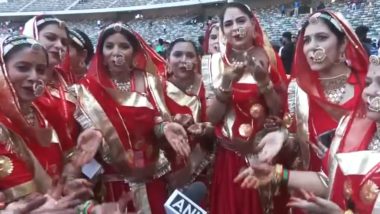 PM Modi Welcome In UAE: पीएम मोदी के UAE दौरे को लेकर भारतीय महिलाओं में ख़ुशी, गाया गाना ' पधारों म्हारे देस ' देखें वीडियो