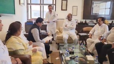 Congress Leaders Meeting With Sharad Pawar : चव्हाण के बीजेपी में प्रवेश के बाद महाराष्ट्र की राजनीति में हलचल, कांग्रेस नेताओं ने की शरद पवार से मुलाक़ात, देखें वीडियो