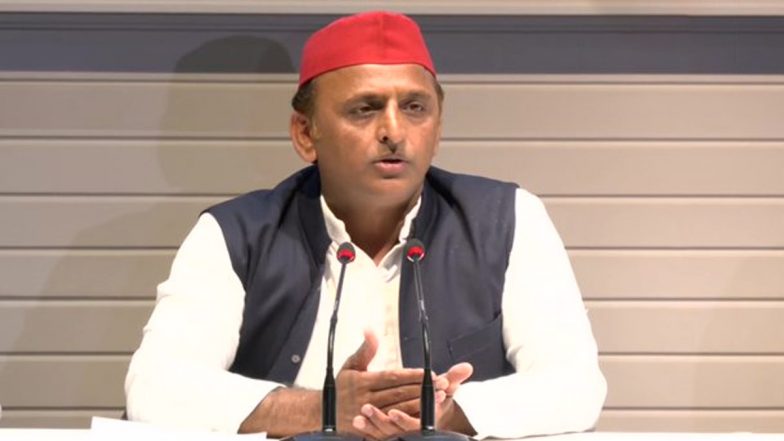 CBI Summons Akhilesh Yadav: अवैध खनन मामले में अखिलेश यादव को सीबीआई का समन, कल पूछताछ के लिए बुलाया (Watch Tweet)