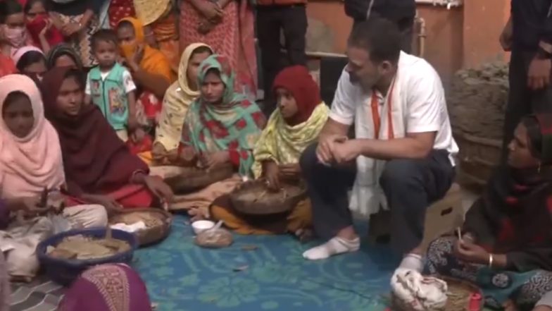 Rahul Gandhi Interacts With 'Beedi' Workers: कांग्रेस सांसद राहुल गांधी को पश्चिम बंगाल में 