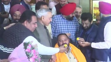 Chandigarh Mayor: कुलदीप कुमार ने चंडीगढ़ मेयर का पदभार संभाला, कहा- सत्य की जीत हुई- VIDEO