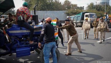 Farmers Protest: पंजाब-हरियाणा सीमाओं पर डटे किसान, पुलिस ने आंसू गैस के गोले छोड़े