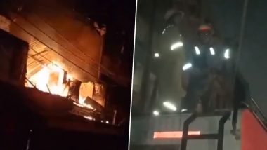 UP Shop Fire Video: कानपुर में बिजली के शॉर्ट सर्किट से मिठाई की दुकान में लगी आग, मौके पर पहुंचीं दमकल विभाग की गाड़ियां