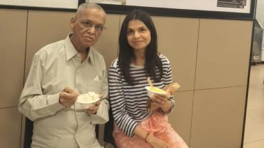 Narayana Murthy With Akshata: बेंगलुरु में बेटी अक्षता के साथ नारायण मूर्ति ने उठाया आइसक्रीम का आनंद, तस्वीर हुई वायरल