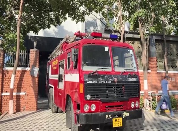 Indore: इंदौर की मशहूर सर्राफा चाट-चौपाटी बन सकती है नागरिकों के लिए जानलेवा