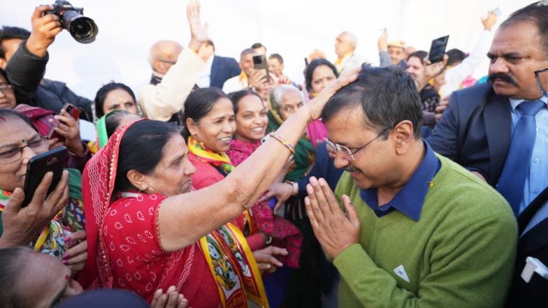 VIDEO: भ्रष्टाचारी भोग रहे सत्ता का सुख! मनीष सिसोदिया जैसे पुण्य कमाने वाले नेता जेल में हैं, BJP पर जमकर बरसे सीएम केजरीवाल