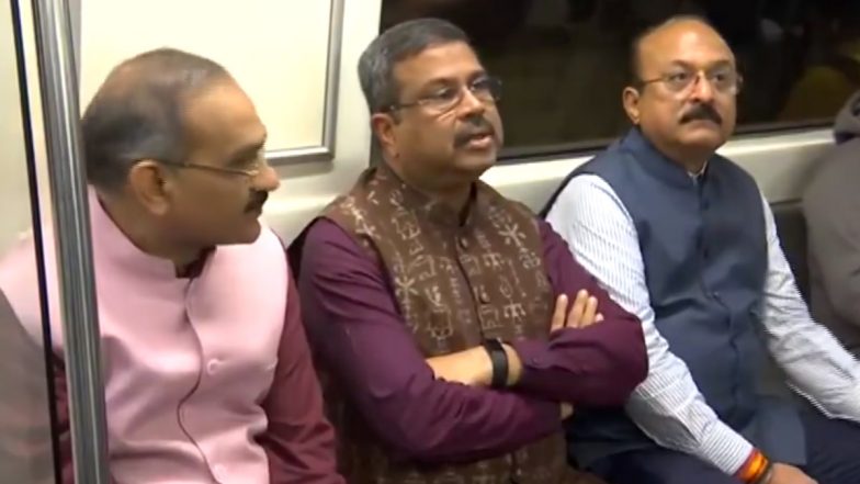 Odisha: केंद्रीय मंत्री और संभलपुर से बीजेपी के लोकसभा उम्मीदवार धर्मेंद्र प्रधान पहुंचे मां समलेश्वरी मंदिर-Video