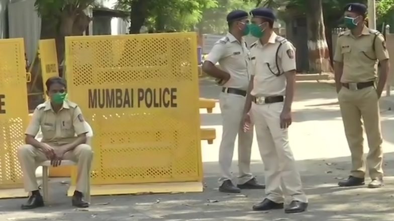 Mumbai: मुंबई पुलिस के एक कांस्टेबल ने की आत्महत्या, सुसाइड नोट में पत्नी पर लगाया 'उत्पीड़न' का आरोप