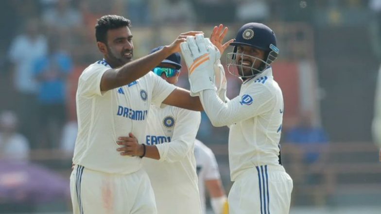 IND vs ENG 5th Test 2024 Day 1 Live Score Updates: इंग्लैंड का आठवां विकेट गिरा, आर आश्विन ने अपने 100वें टेस्ट में एक ही ओवर मे झटके 2 विकेट, मार्क वुड को किया आउट