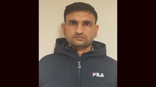 ISI Agent Arrested: आईएसआई के लिए काम करने का आरोप, यूपी  ATS ने विदेश मंत्रालय में काम करने वाले कर्मचारी सत्येन्द्र सिवाल को किया गिरफ्तार