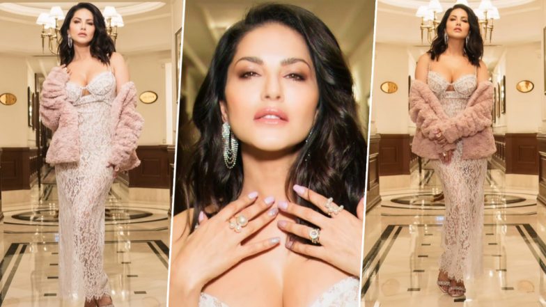 Sunny Leone ने सिजलिंग आउटफिट में कराया हॉट फोटोशूट, एक्ट्रेस के किलर पोज ने बढ़ाया सोशल मीडिया का तापमान (Wach Video)