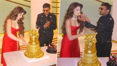 Urvashi Rautela Birthday: उर्वशी रौतेला ने मनाया 30वां जन्मदिन, यो यो हनी सिंह ने गिफ्ट किया 24 कैरेट गोल्ड का केक (View Pics)