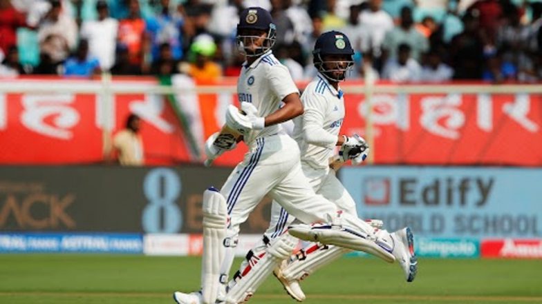 IND vs ENG 3rd Test 2024 Day 1 Live Score Updates: टीम इंडिया को लगा तीसरा झटका, टॉम हार्टली ने रजत पाटीदार को आउट कर भेजा पवेलियन