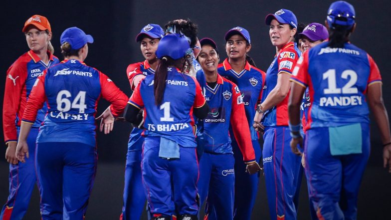 WPL 2024: रोमांचक मुकाबले में दिल्ली कैपिटल्स ने रॉयल चैलेंजर्स बैंगलोर को हराकर प्लेऑफ़ के लिए किया क्वालीफाई, बनी दूसरी टीम