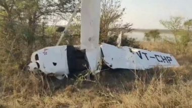 Plane Crash In Madhya Pradesh: मध्य प्रदेश में विमान हुआ क्रैश, गुना एयरपोर्ट पर लैंडिंग के समय हादसा; महिला पायलट हुई घायल-WATCH VIDEO