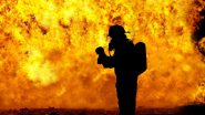 Jharkhand Fire Video: झारखंड के जमशेदपुर में लकड़ी गोदाम में लगी भीषण आग, काबू पाने की कोशिश जारी