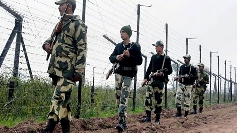 J&K Encounter: 15 अगस्त से पहले सुरक्षाबलों और आतंकियों के बीच मुठभेड़, जम्मू-कश्मीर में सेना का एक अधिकारी शहीद