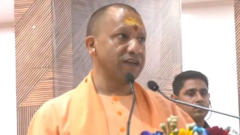 Lok Sabha Election 2024: 'पहले हिंदू त्योहारों पर बजते थे अश्लील गाने, अब हर जगह...', मथुरा में चुनावी रैली को संबोधित करते हुए बोले CM योगी- VIDEO