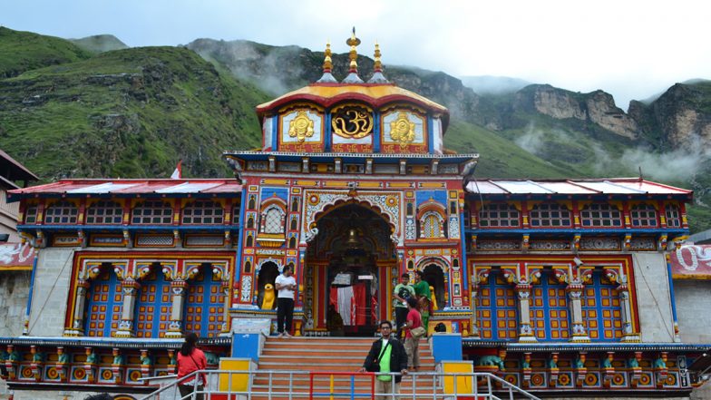 Chardham Yatra: 14 दिनों में बना नया रिकॉर्ड, 10 लाख से ज्यादा श्रद्धालुओं ने किए दर्शन