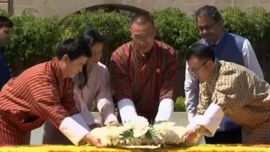 भूटान के प्रधानमंत्री Tshering Tobgay ने राजघाट पर महात्मा गांधी को दी श्रद्धांजलि -VIDEO