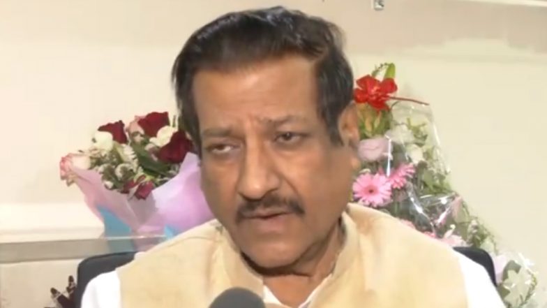 हमने प्रकाश आंबेडकर से गठबंधन की बहुत कोशिश की,लेकिन अब उनकी वजह से बीजेपी को फायदा होगा -पृथ्वीराज चव्हाण :Video
