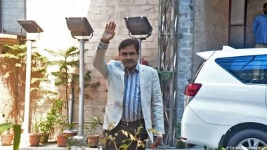 अभिजीत गंगोपाध्याय के राजनीति में उतरने पर क्यों छिड़ी बहस