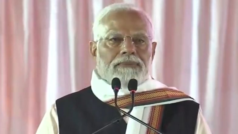प्रधानमंत्री मोदी ने तेलंगाना में 56,000 करोड़ रुपये की विकास परियोजनाओं का उद्घाटन, शिलान्यास किया