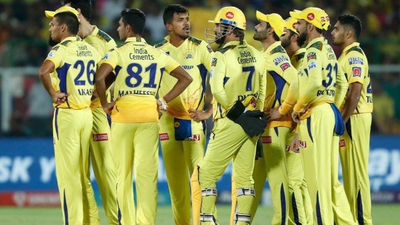 CSK vs RCB, IPL 1st Match Live Score Update: रॉयल चैलेंजर्स बेंगलुरु की टीम का तीसरा विकेट गिरा, ग्लेन मैक्सवेल बिना खाता खोले हुए आउट