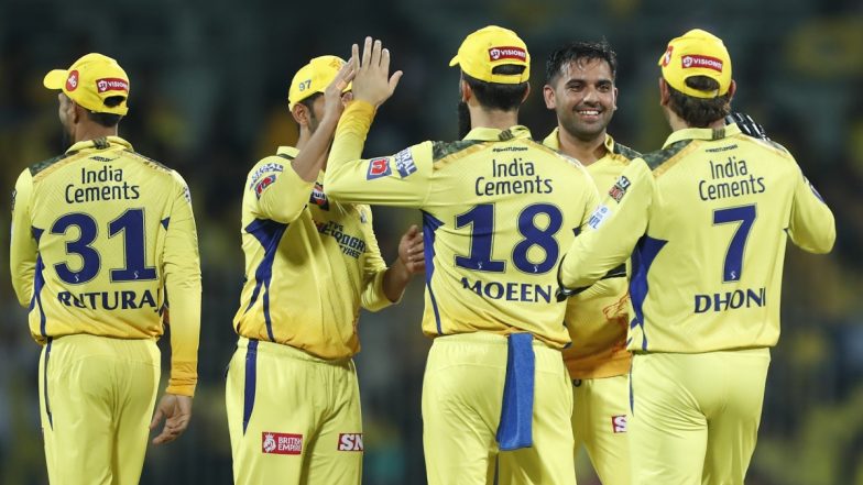 IPL 2024 से पहले CSK में ये 3 बड़ी खामियां, MS Dhoni को छठी बार ट्राफी उठाने के लिए करना होगा इसको दूर, आप भी डाले एक नजर