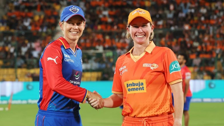DC-W vs GG-W 20th Match Live Score Update: गुजरात जायंट्स की कप्तान बेथ मूनी ने जीता टॉस, पहले बल्लेबाजी करने का किया फैसला