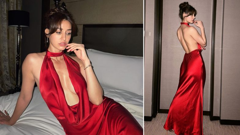 Disha Patani ने स्टायलिश रेड आउटफिट पहन दिए सेक्सी पोज, एक्ट्रेस की हॉटनेस देख मदहोश हुए यूजर्स (View Pics)