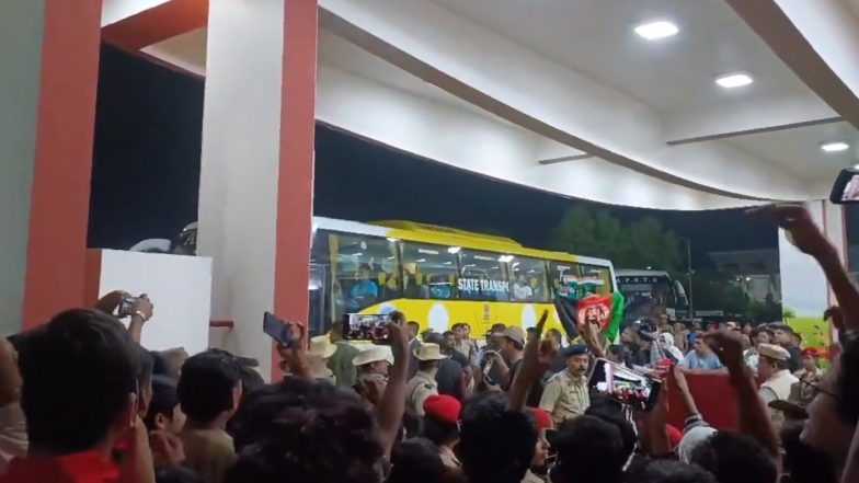 FIFA World Cup 2026 क्वालीफायर में अफगानिस्तान के हाथों हार के बाद भारतीय फुटबॉल टीम के कोच Igor Štimac पर फैंस का फूटा गुस्सा, देखें वीडियो