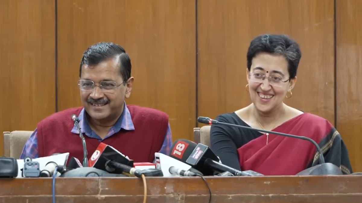 Delhi Budget 2024-25: केजरीवाल सरकार का बजट में महिलाओं को बड़ा तोहफा, 18 साल से ऊपर की मां-बहनों को हर महीने मिलेंगे एक हजार रुपए