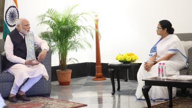 Mamata Banerjee met PM Modi: कोलकाता में ममता बनर्जी ने PM मोदी से की मुलाकात, जानें किस मुद्दे पर हुई बात