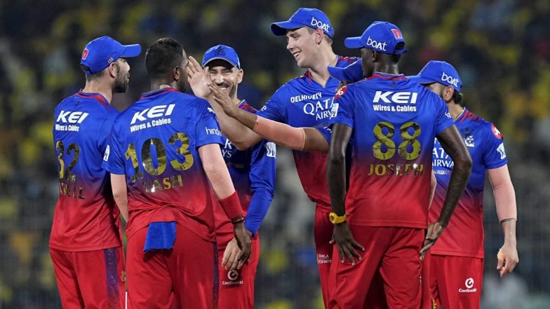 RCB vs PBKS, IPL 2024 6th Match Live Score Update: पंजाब किंग्स की पारी लड़खड़ाई, ग्लेन मैक्सवेल ने सलामी बल्लेबाज शिखर धवन को बनाया अपना शिकार