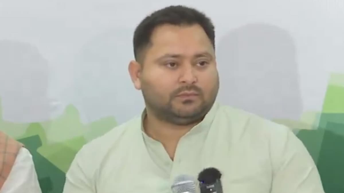 तेजस्वी यादव को पप्पू यादव ने बताया बिच्छू, कहा- अपने पिता से कुछ सीखें