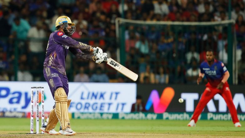 KKR Beat RCB, IPL 2024 10th Match Live Score Update: कोलकाता नाइट राइडर्स ने रॉयल चैलेंजर्स बेंगलुरु को 7 विकेट से दी करारी शिकस्त, सुनील नारायण के बाद वेंकटेश अय्यर ने खेली शानदार पारी