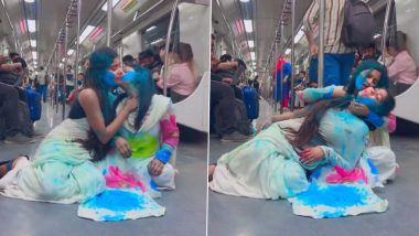 Holi in Delhi Metro: डीएमआरसी ने मेट्रो ट्रेन में 'अंग लगा दे' गाने पर होली खेल रहीं दो महिलाओं के वीडियो पर संज्ञान लिया