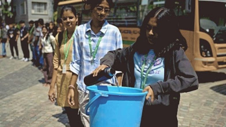 Bengaluru Water Crisis: पानी की किल्लत के आगे तमाम चुनावी मुद्दे फेल, बूंद-बूंद को तरसते लोगों को नहीं लुभा रहे पार्टियों के वादे