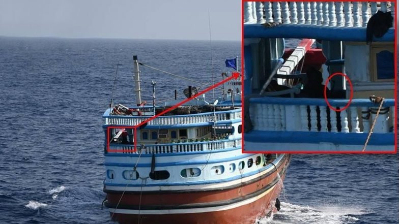 Indian Navy का अरब सागर में बड़ा ऑपरेशन, ईरानी जहाज को लुटेरों से बचाया