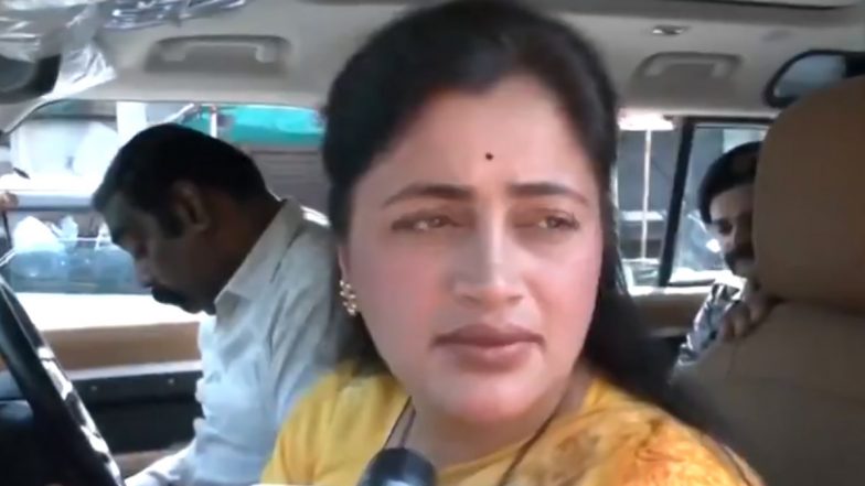 Theft in Navneet Rana&rsquo;s House: बीजेपी सांसद नवनीत राणा के घर में चोरी, 2 लाख रुपये लेकर फरार हुआ नौकर