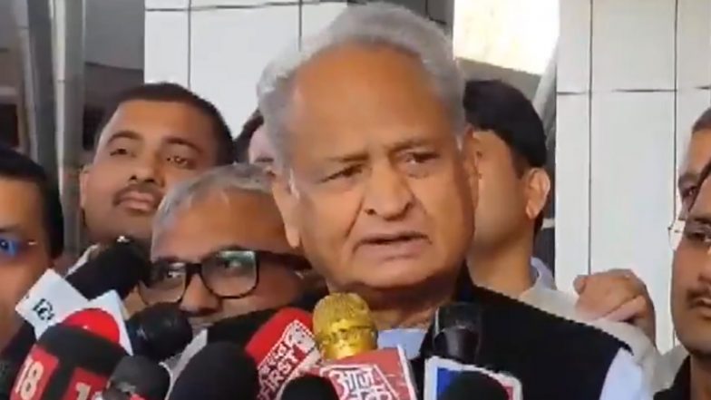 कांग्रेस का मेनिफेस्टो इतना अच्छा है कि पीएम को समझ नहीं आ रहा उसपर क्या बोले, इसलिए उन्होंने लोगों को भ्रमित करने के लिए मुस्लिम लीग का जुमला दे दिया - अशोक गहलोत :Video