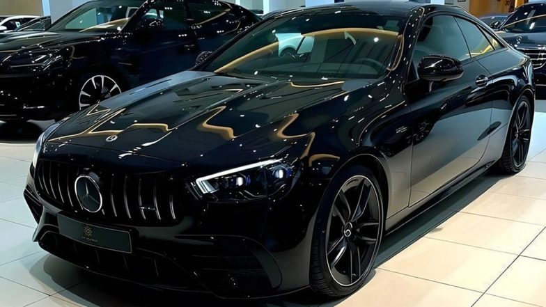 Mercedes Benz ने बिक्री बीते वित्त वर्ष में 18,123 वाहन बेचे, अबतक का सबसे ऊंचा आंकड़ा