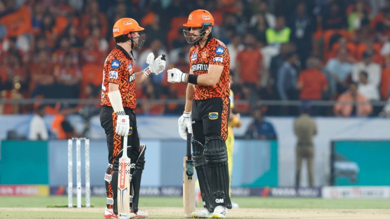 SRH Beat RCB IPL 2024: रॉयल चैलेंजर्स बेंगलुरु को 25 रन से हराकर अंक तालिका में चौथे स्थान पर पहुंचीं सनराइजर्स हैदराबाद, ट्रेविस हेड ने खेला शतकीय पारी