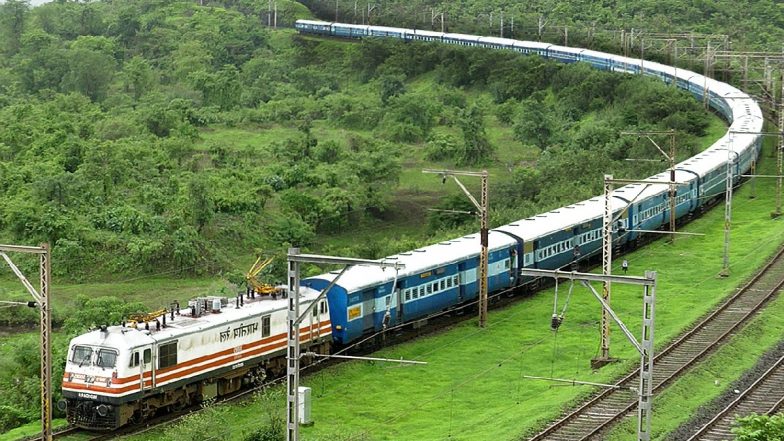 IRCTC Fake News Clarification: क्या अब दोस्तों और रिश्तेदारों के लिए नहीं कर सकेंगे ट्रेन टिकट बुक? आईआरसीटीसी ने बताया क्या है नियम