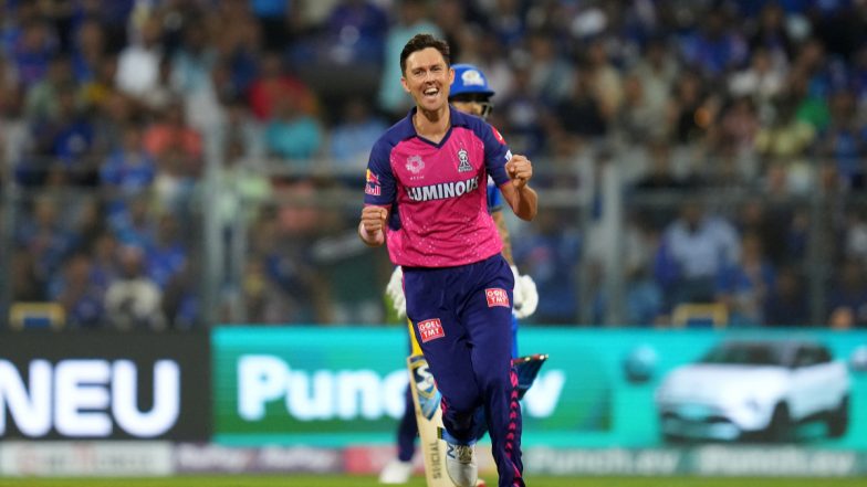 Most Wickets in First Over in IPL: ट्रेंट बोल्ट ने रचा इतिहास, इंडियन प्रीमियर लीग में पारी के पहले ओवर में सबसे ज्यादा विकेट लेने वाले खिलाड़ी बने RR के स्टार पेसर