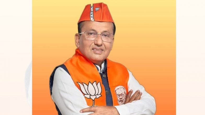 Lok Sabha Election 2024: लोकसभा चुनाव संपन्न होने से पहले ही खुला BJP का खाता, सूरत सीट निर्विरोध जीते मुकेश दलाल