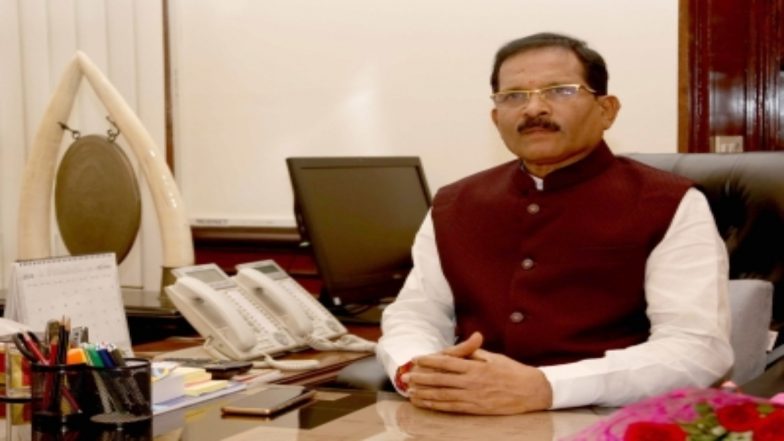 सबको सरकारी नौकरी नहीं मिल सकती, आपको कारोबार शुरू करना चाहिए: केंद्रीय मंत्री
