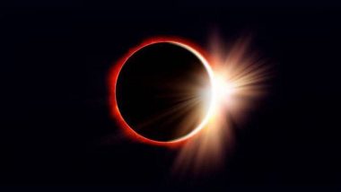 'Testicular Eclipse': न्यूज चैनल पर लाइव पर सूर्य ग्रहण देख रहे थे लोग, तभी चल गया प्राइवेट पार्ट का अश्लील Video